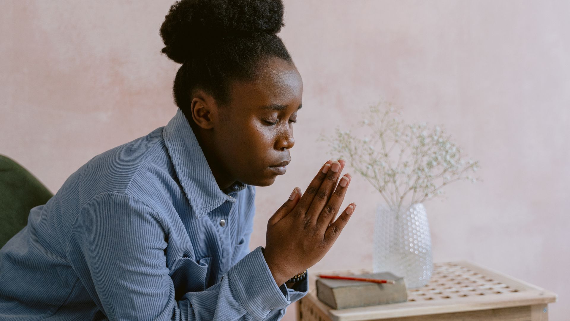 Powerful Morning Prayer: Start Your Day with God’s Joy, Power, Glory, and Blessings